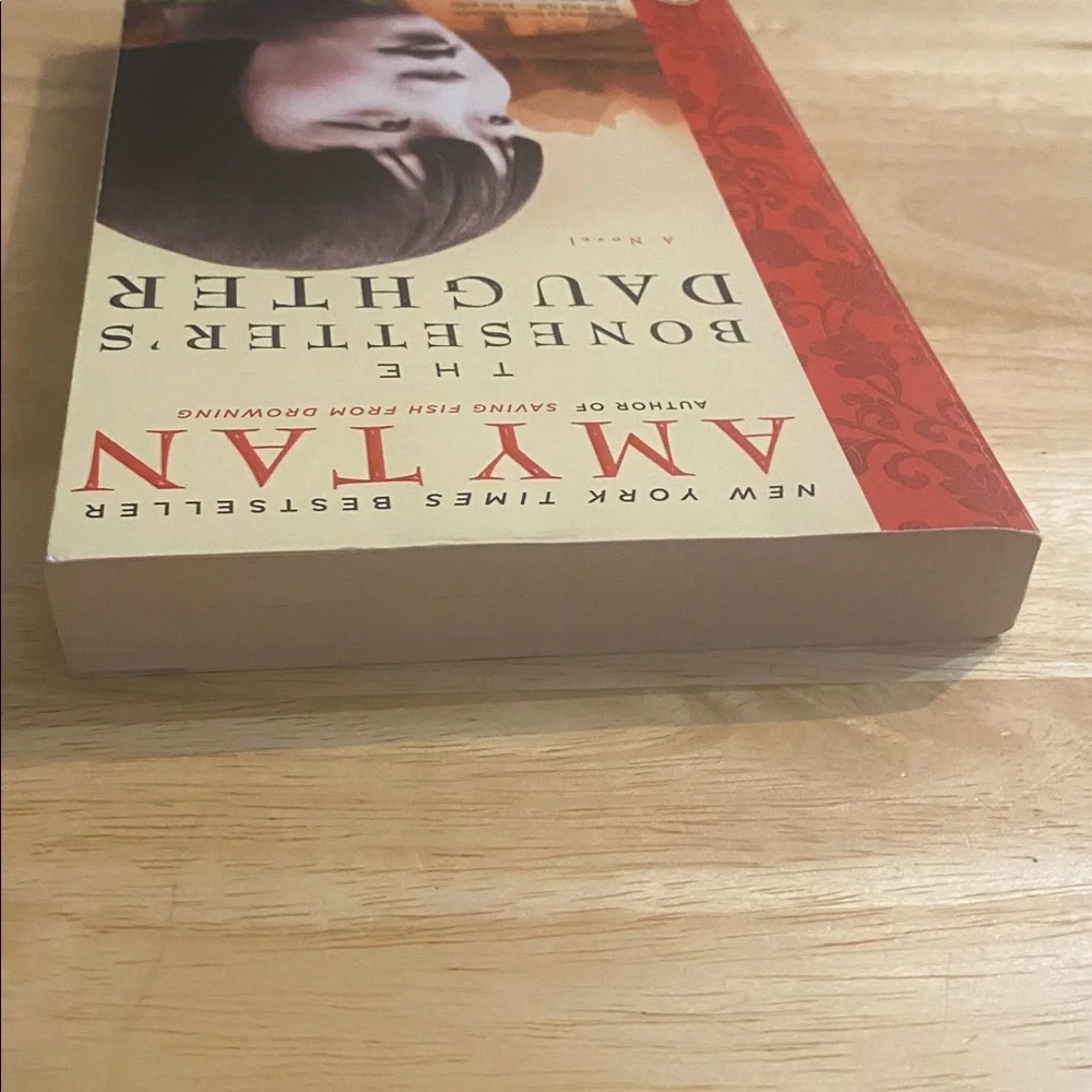 The Bonesetter's Daughter by Amy Tan Paperback Book